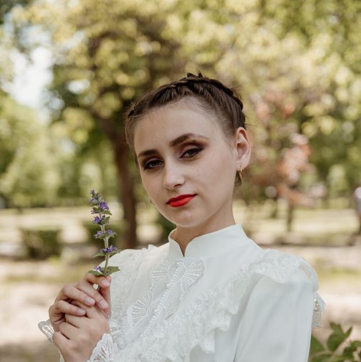 Любовь Виноградова
