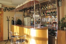 Ресторан Юг, с рейтингом 3.5 - находится по адресу Ростовская область, Азов, Московская улица, 119 