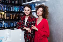 Салон красоты Gb, с рейтингом 4.4 - находится по адресу Екатеринбург, улица Расковой, 8 