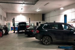 Автотехцентр Susec, с рейтингом 3.5 - находится по адресу Московская область, городской округ Люберцы, рабочий посёлок Томилино, микрорайон Птицефабрика, 32 