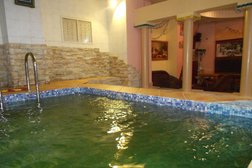 Спортивно-оздоровительный комплекс Троя, с рейтингом 3.7 - находится по адресу Ярославль, улица Полушкина Роща, 9Б 