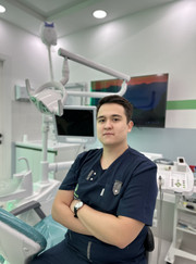 Стоматолог, стоматолог-терапевт Адиль Бейбитович Мухамедьяров