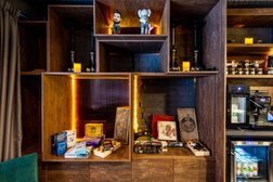 Бар Я первый, с рейтингом 4.7 - находится по адресу Санкт-Петербург, Угловой переулок, 5 