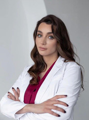 Дерматолог, косметолог Яна Геннадиевна Гостенко