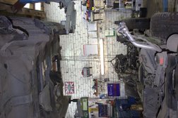 Автосервис Lr Klimovsk, с рейтингом 3.7 - находится по адресу Московская область, Подольск, Коммунальная улица, ст3 