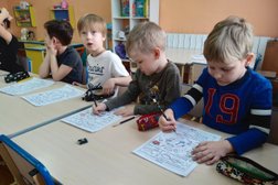 Детский досуговый центр Семь гномов, с рейтингом 2.7 - находится по адресу Омск, проспект Карла Маркса, 43а 