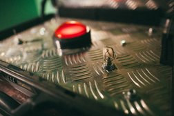 Кубикулум-квесты на флаконе, с рейтингом 5 - находится по адресу Москва, Большая Новодмитровская улица, 36 ст3 