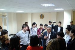 Торговая компания Жетысу-мед, с рейтингом 2 - находится по адресу Алматы, Жуалы, 12 