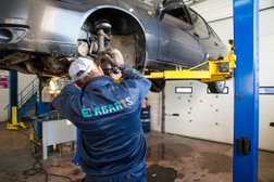 Автосервис по ремонту автомобилей и продаже автозапчастей Просто, с рейтингом 4.6 - находится по адресу Тюмень, Домостроителей, 19 