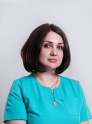 Медицинская сестра Юлия Геннадьевна Камынина