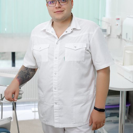 Денис Сергеевич Едомин