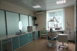 Стоматологическая клиника ДантистЪ77, с рейтингом 4.6 - находится по адресу Москва, 1-й Кожуховский проезд, 11 