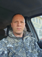 Мастер по ремонту телевизоров, электрик Иван Николаевич Богачев