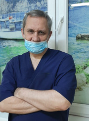 Медицинский брат, массажист Виталий Станиславович Жданов