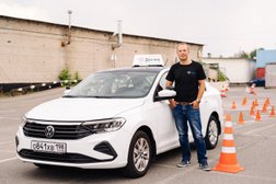 Автошкола Догма, с рейтингом 4.7 - находится по адресу Санкт-Петербург, улица Ефимова, 1/4 