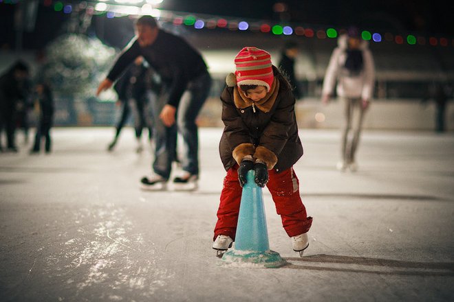 katok u triumfalnoj arki na metro park