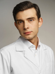 Отоларинголог Евгений Евгеньевич Бобров