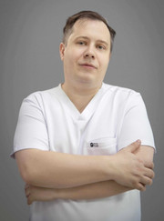 Стоматолог, имплантолог Евгений Сергеевич Баранов