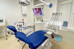 Стоматология УстаДент, с рейтингом 3.8 - находится по адресу Москва, Дубнинская улица, 26к1 