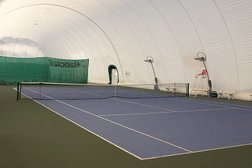 Школа тенниса и падела Cooltennis, с рейтингом 5 - находится по адресу Москва, Ленинградское шоссе, 45Бс2 