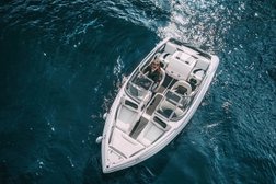 Остров катеров, с рейтингом 4.8 - находится по адресу Санкт-Петербург, Сенной округ, 190068, набережная реки Фонтанки, 133 