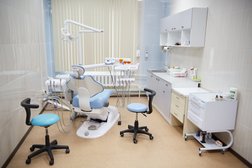 Стоматологическая клиника До и После, с рейтингом 4.3 - находится по адресу Омск, улица 10 лет Октября, 166 