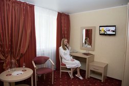 Гостиничный комплекс Амакс Отель Омск, с рейтингом 4.2 - находится по адресу Омск, улица Иртышская Набережная, 30 