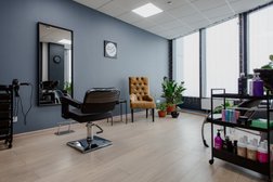 Студия красоты Twins Stylists Studio, с рейтингом 4.7 - находится по адресу Челябинск, проспект Ленина, 26а/2 