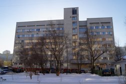 Городская поликлиника №107, с рейтингом 2.8 - находится по адресу Москва, ул. Декабристов, д. 24 