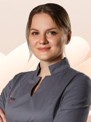 Колопроктолог, лазерный хирург Елена Олеговна Ушакова