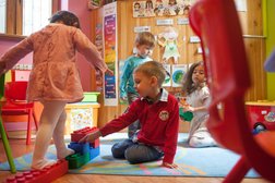 Английский детский сад The Apple Tree Almaty International Preschool, с рейтингом 2.5 - находится по адресу Алматы, улица Курмангалиева, 42 
