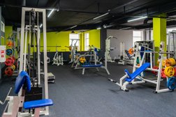 Фитнес-центр Iron Club, с рейтингом 2.9 - находится по адресу Республика Татарстан, Казань, проспект Ямашева, 51Б 