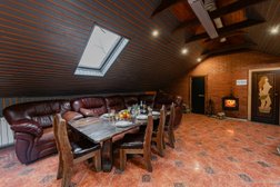 Хорловские бани, с рейтингом 4.8 - находится по адресу Московская область, городской округ Воскресенск, посёлок городского типа Хорлово, Октябрьская улица, 9 