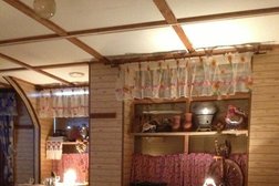 Кафе Изба, с рейтингом 3.8 - находится по адресу Рязань, площадь Димитрова, 2а 