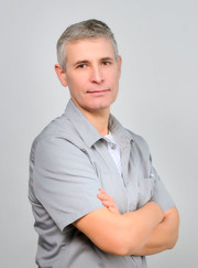 Стоматолог-хирург, имплантолог Андрей Викторович Старицын