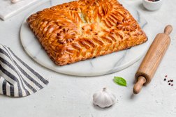 Киоск по продаже готовой еды Штолле, с рейтингом 4.8 - находится по адресу Москва, улица 10 лет Октября, 9 