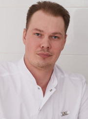 Стоматолог, стоматолог-ортопед Александр Олегович Костин