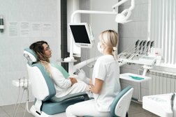 Стоматология Дантистика, с рейтингом 5 - находится по адресу Красноярск, Судостроительная улица, 70а 