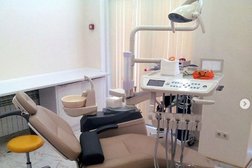 Стоматологическая клиника Доктор Зет, с рейтингом 4.4 - находится по адресу Новороссийск, Пионерская улица, 4 