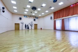 Школа танцев Corona Dance, с рейтингом 4.9 - находится по адресу Москва, Скорняжный переулок, 3с1 