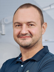 Имплантолог, пародонтолог Игорь Юрьевич Малиновский