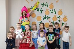 Детский сад и клуб Lucky Kids, с рейтингом 4.5 - находится по адресу Москва, Щербинка, Южный квартал, 5 