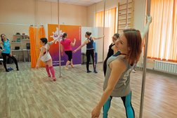 Студия танцев Light Pole Dance, с рейтингом 3.7 - находится по адресу Новосибирск, улица Мусы Джалиля, 21/4 