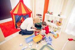 Детский клуб, мини-сад Оранжевый Город, с рейтингом 3.9 - находится по адресу Краснодарский край, пгт Сириус, Фигурная улица, 45 ст10 