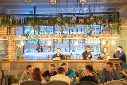 Бар-ресторан Шишка, с рейтингом 3.1 - находится по адресу Брянск, улица Брянского Фронта, 18 