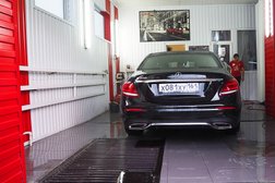 Автомойка Фаворит, с рейтингом 3.9 - находится по адресу Ростов-на-Дону, улица Сарьяна, 63 