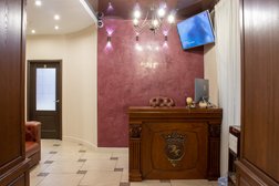 Профессорская стоматология на Ленинградской улице, с рейтингом 5 - находится по адресу Чита, Ленинградская, 76 