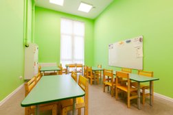 Английский частный детский сад Горница-Узорница, с рейтингом 4.8 - находится по адресу Московская область, Котельники, Сосновая улица, 1 к2 