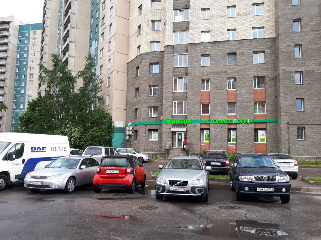 Челлентани комендантский просп 58 корп 1 фото ИНТАН, центр имплантации и стоматологии на Комендантском проспекте, 42 к 1 в Сан