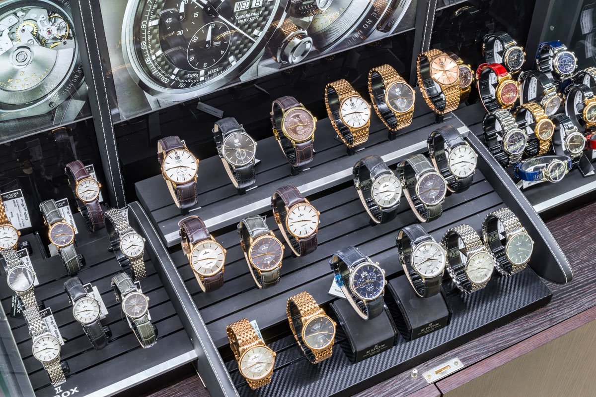 Ломбард элитных швейцарских часов. Коробейников переулок ломбард перспектива. Скупка элитных часов в москве. Скупка элитных часов в москве. Продам часы.